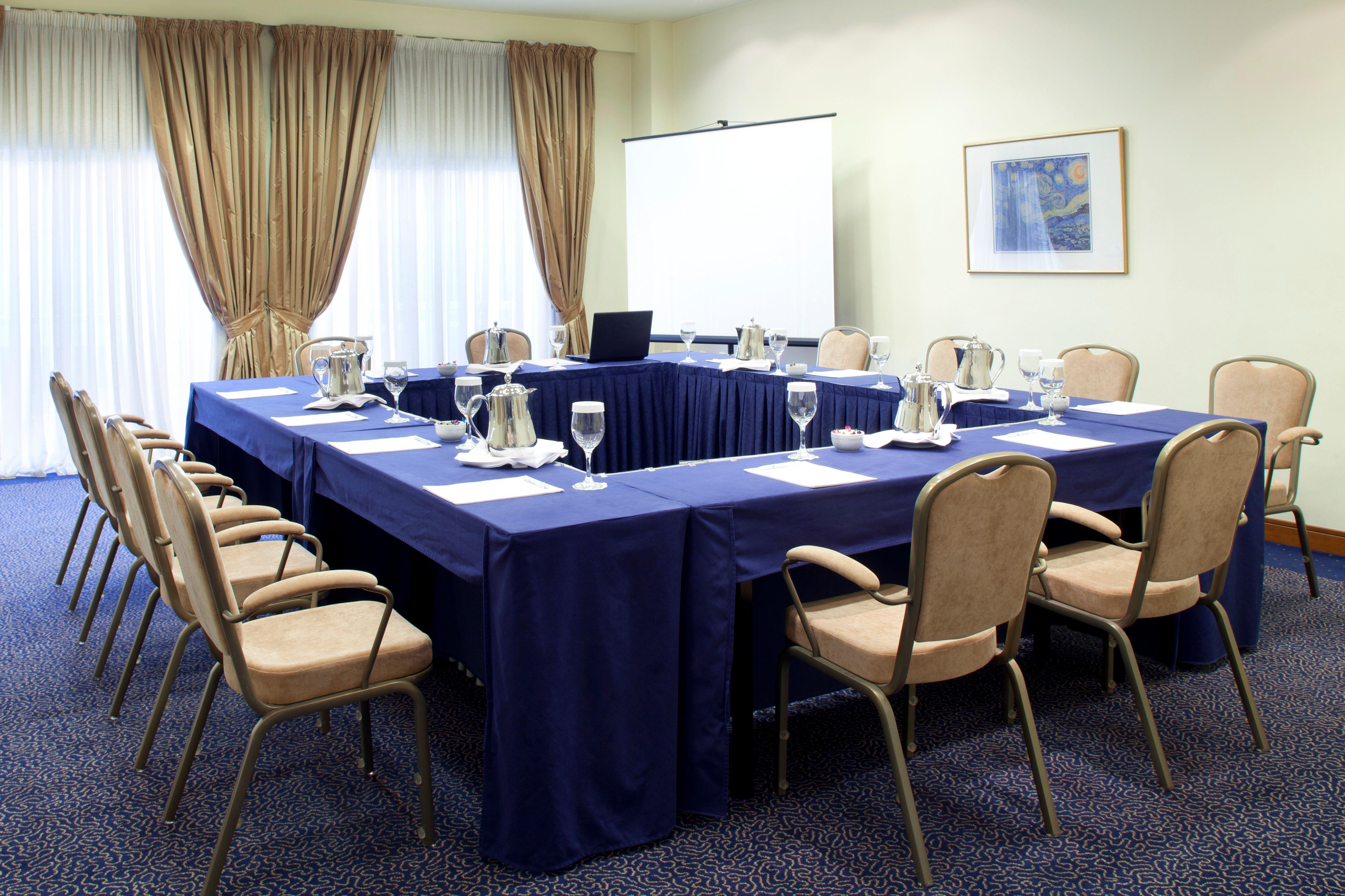 Holiday Inn Thessaloniki By Ihg Zewnętrze zdjęcie A meeting room