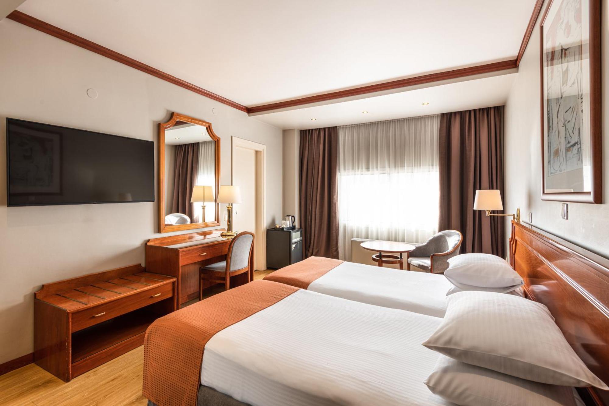 Holiday Inn Thessaloniki By Ihg Zewnętrze zdjęcie A room at the hotel