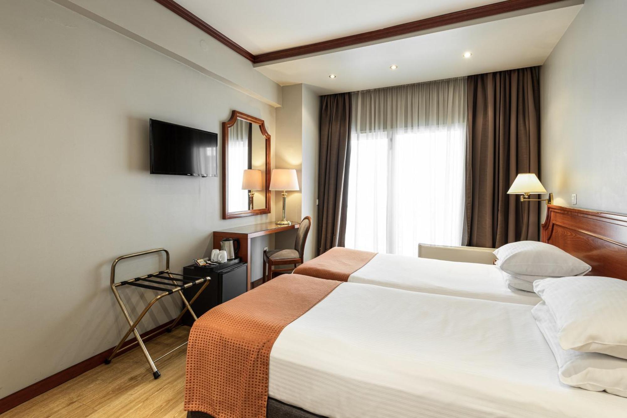 Holiday Inn Thessaloniki By Ihg Zewnętrze zdjęcie A room at the hotel
