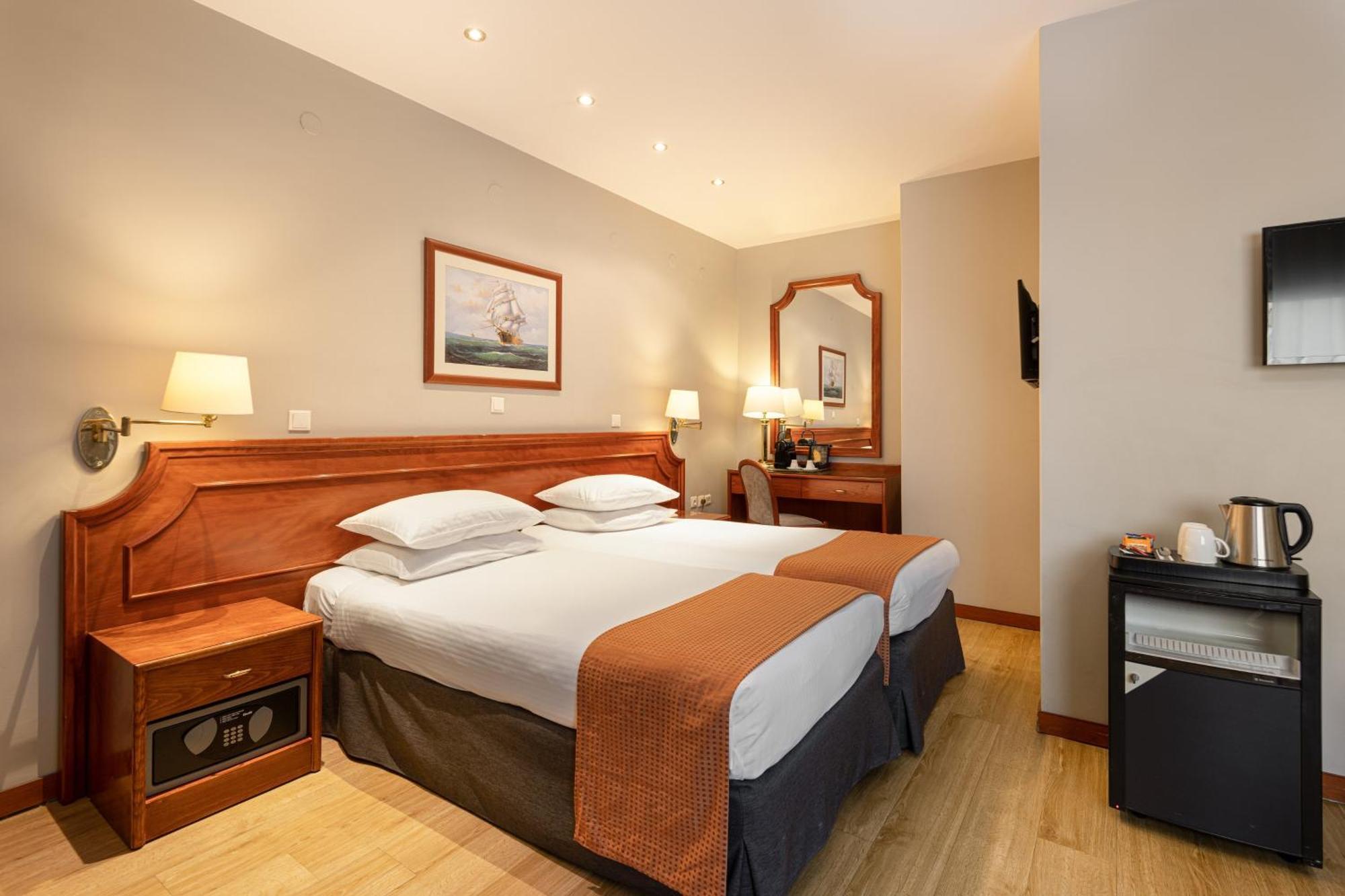Holiday Inn Thessaloniki By Ihg Zewnętrze zdjęcie A room at the hotel