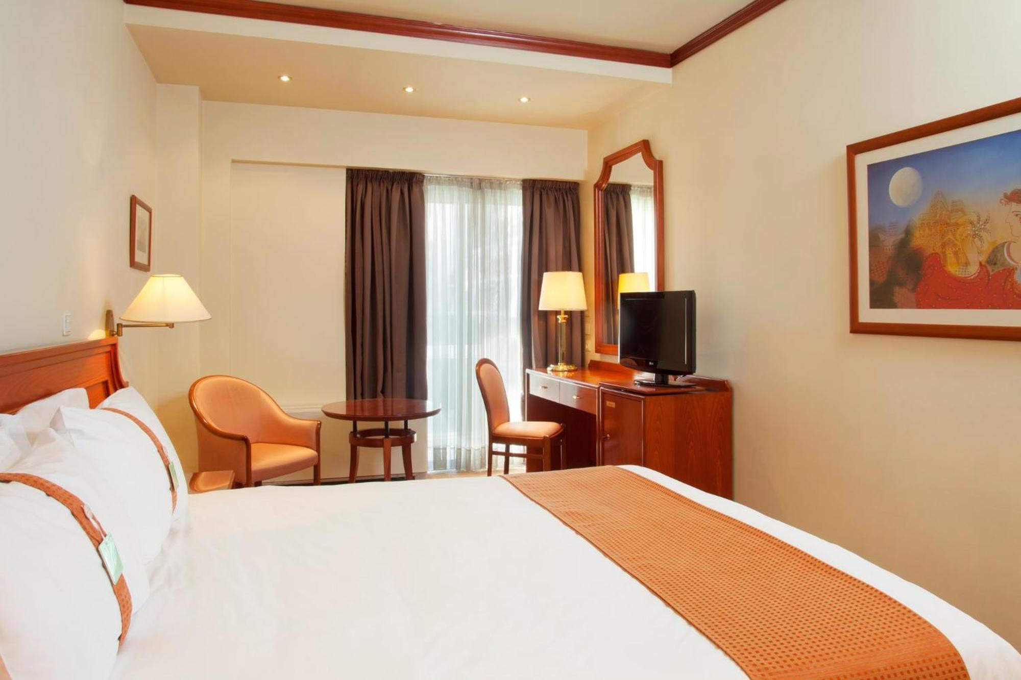 Holiday Inn Thessaloniki By Ihg Zewnętrze zdjęcie A room at the hotel