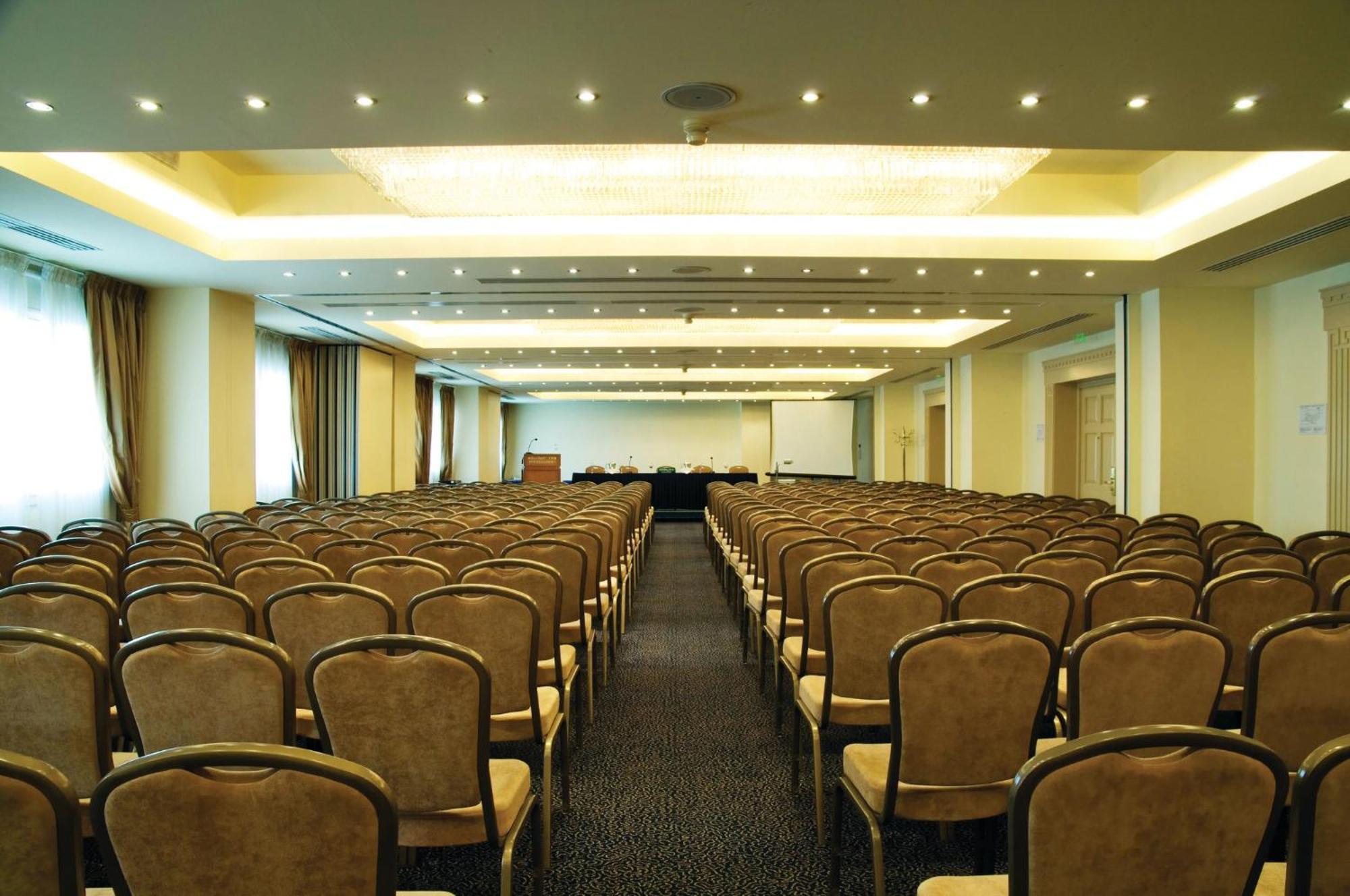 Holiday Inn Thessaloniki By Ihg Zewnętrze zdjęcie The conference room
